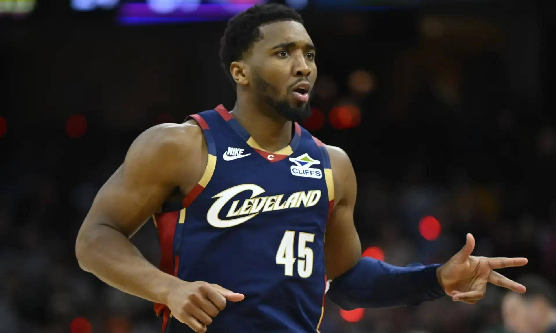 开云体育-萨克拉门托国王发布备战花絮，关键时刻状态回暖，NBA常规赛任务艰巨，资深球员宣示担当的简单介绍