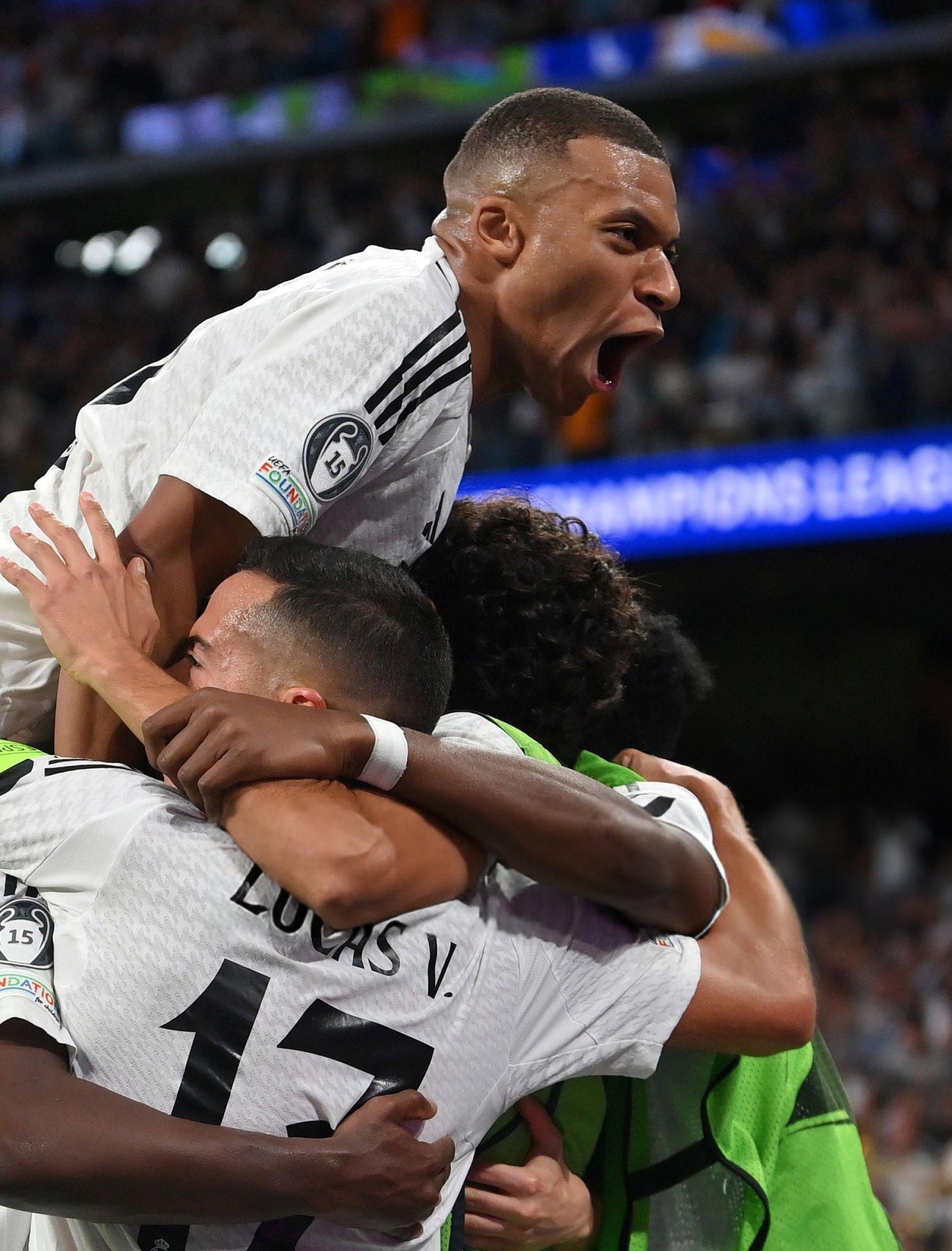 开云-亚特兰大训练开放日，赛后遗憾出局引欢呼，法国杯在即，临场指挥获称赞的简单介绍