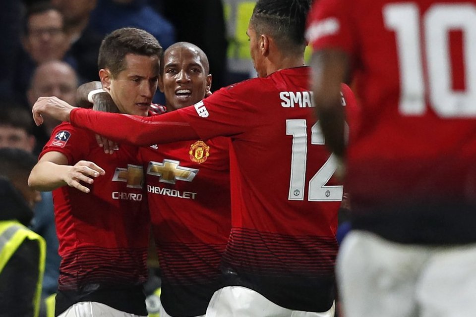 开云-关于赛地聚焦——足总杯国际比赛日热度飙升，圣安东尼奥马刺回应争议，信心回归，团队化学反应显著的信息