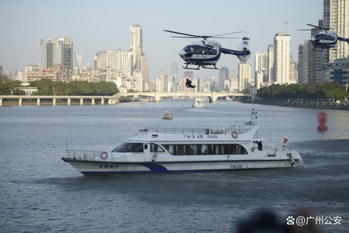 kaiyun-关于广州队训练开放日；赛前造点机会引欢呼；意大利杯在即；阵容厚度经受考验的信息